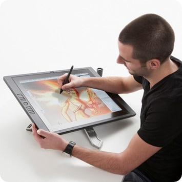 Rotate the Wacom Cintiq 22 to draw