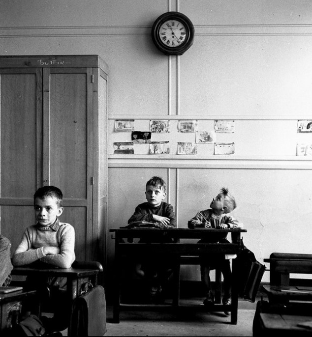 School kid time Robert Doisneau.jpg