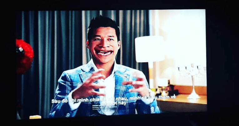 The Bachelor on TV when I use Instagram photo filters 